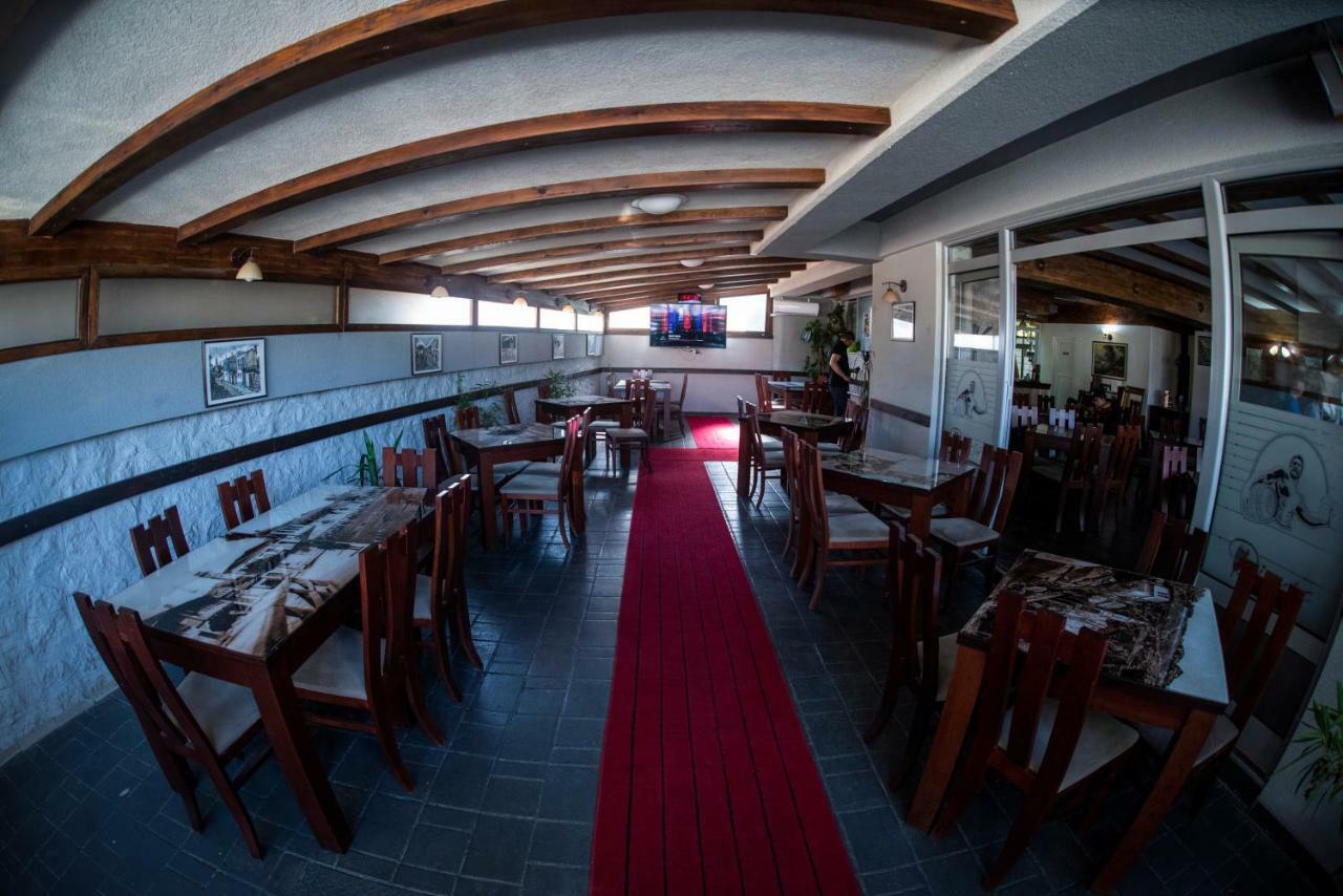 Dionis Rooms & Apartments Prilep Extérieur photo