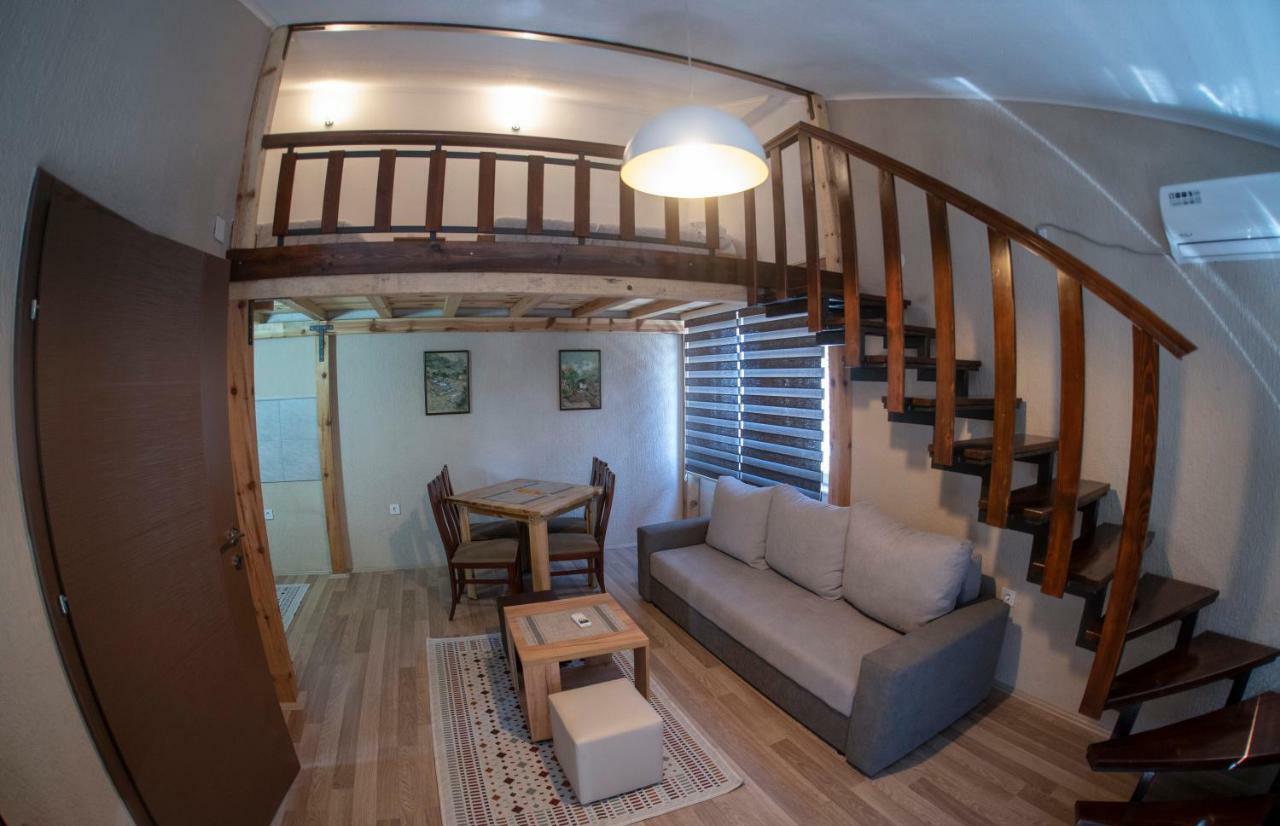 Dionis Rooms & Apartments Prilep Extérieur photo