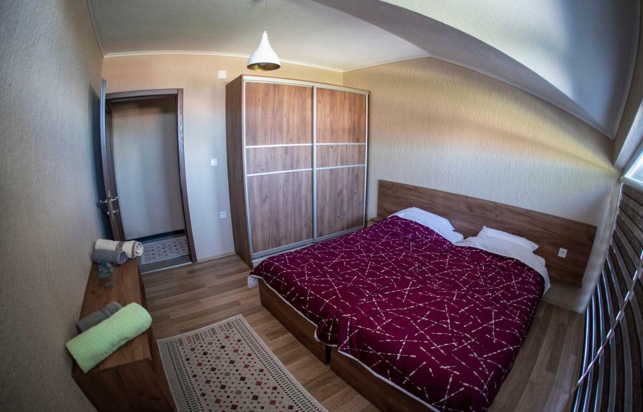 Dionis Rooms & Apartments Prilep Extérieur photo