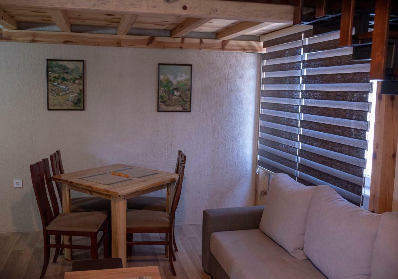 Dionis Rooms & Apartments Prilep Extérieur photo