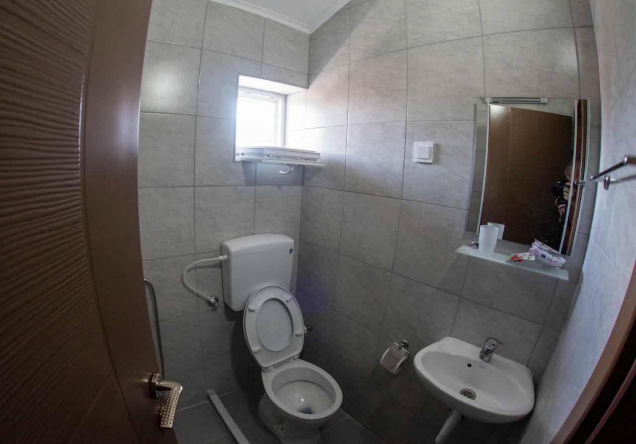 Dionis Rooms & Apartments Prilep Extérieur photo
